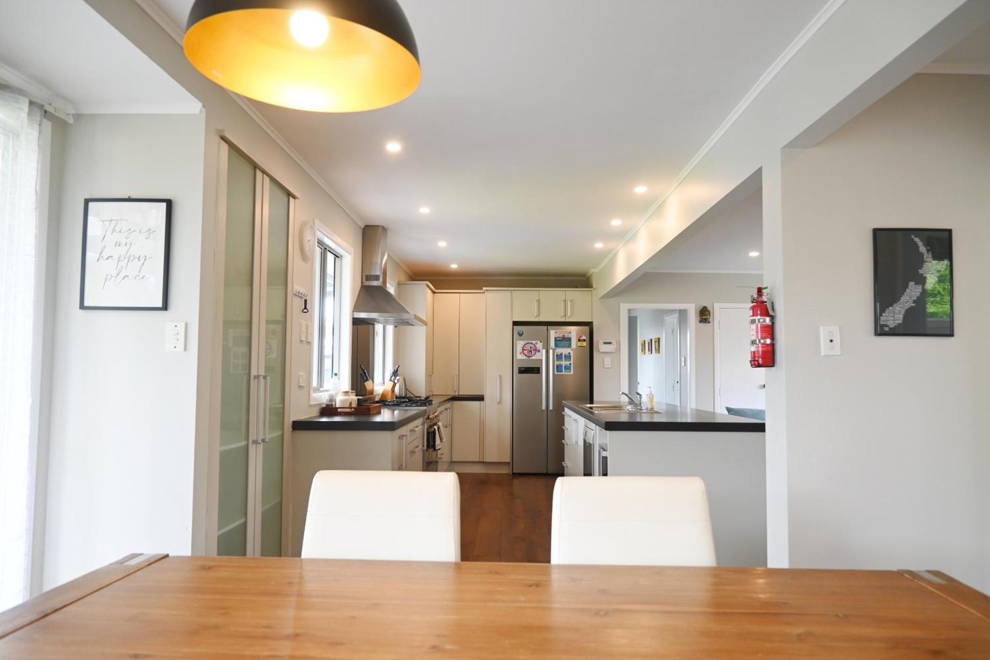New Painted 5 Bdms Specious House Close To The Base Hamilton Extérieur photo